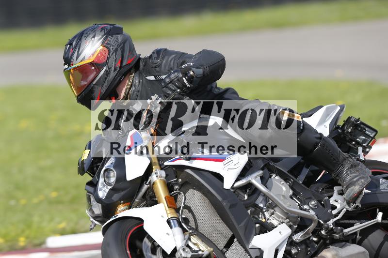 /53 16.09.2025 Track Day Domi Aegerter ADR/Gruppe gelb/112